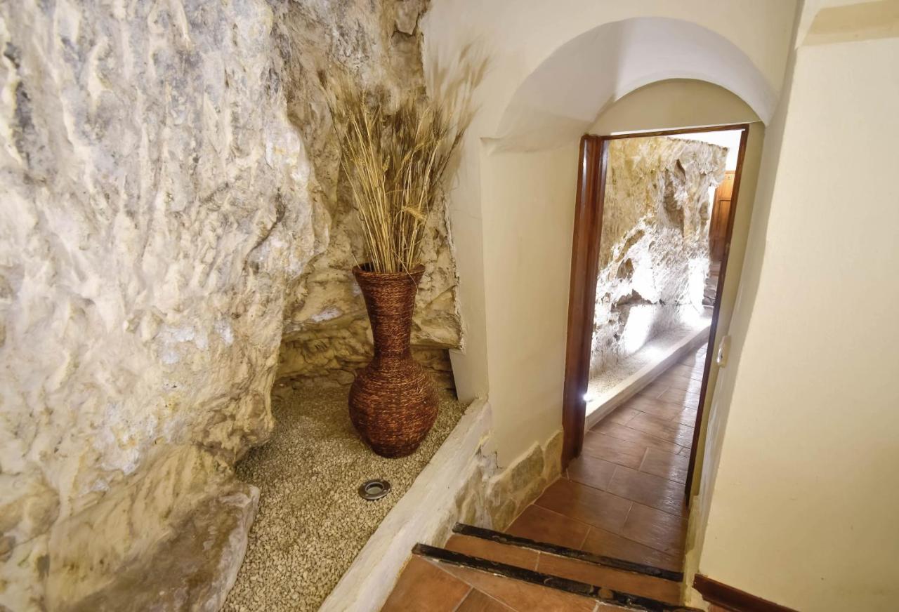 Domum In Petra Casa Nella Roccia Self Check - In Villa Modica Luaran gambar