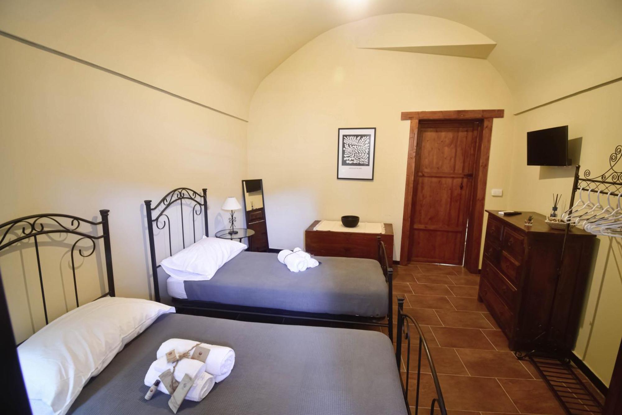Domum In Petra Casa Nella Roccia Self Check - In Villa Modica Luaran gambar